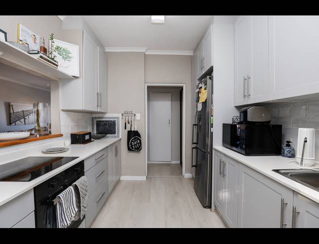 3 BEDROOM SIMPLEX FOR SALE IN UMGENI PARK